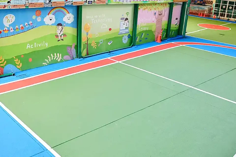 playground_0002_0F9A3627